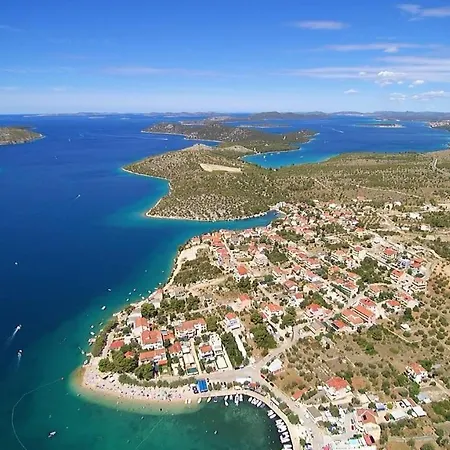 With A Parking Space Grebastica, Sibenik - 13860 * Baselovici