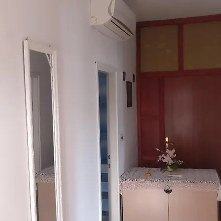 With A Parking Space Grebastica, Sibenik - 13860 *