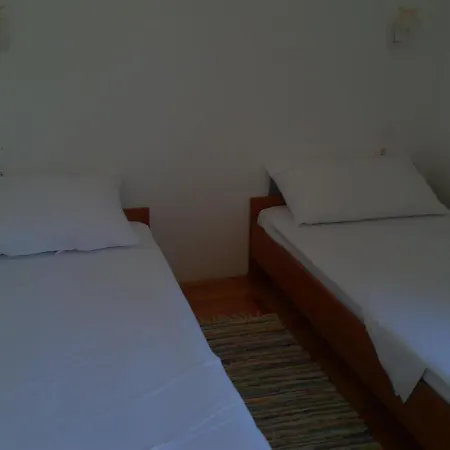 Apartamento With A Parking Space Grebastica, Sibenik - 13860 *