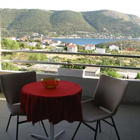 With A Parking Space Grebastica, Sibenik - 13860 Apartamento Baselovici