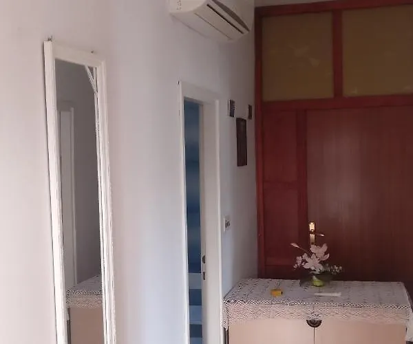 With A Parking Space Grebastica, Sibenik - 13860 *